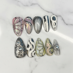 Flat Lay – 10 Nails Top View