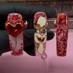 Macro close-up 3D heart chrome glitter Valentine custom press-on nails detail — LuxepressCo