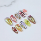 Aurora holographic duochrome 3D swirl star pearl custom press-on nails full set flat lay — LuxepressCo